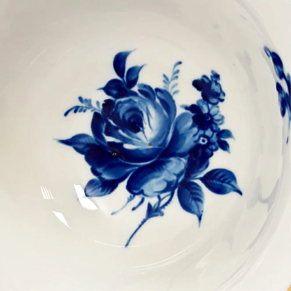 Alzata in ceramica in stile Capodimonte - immagine 9