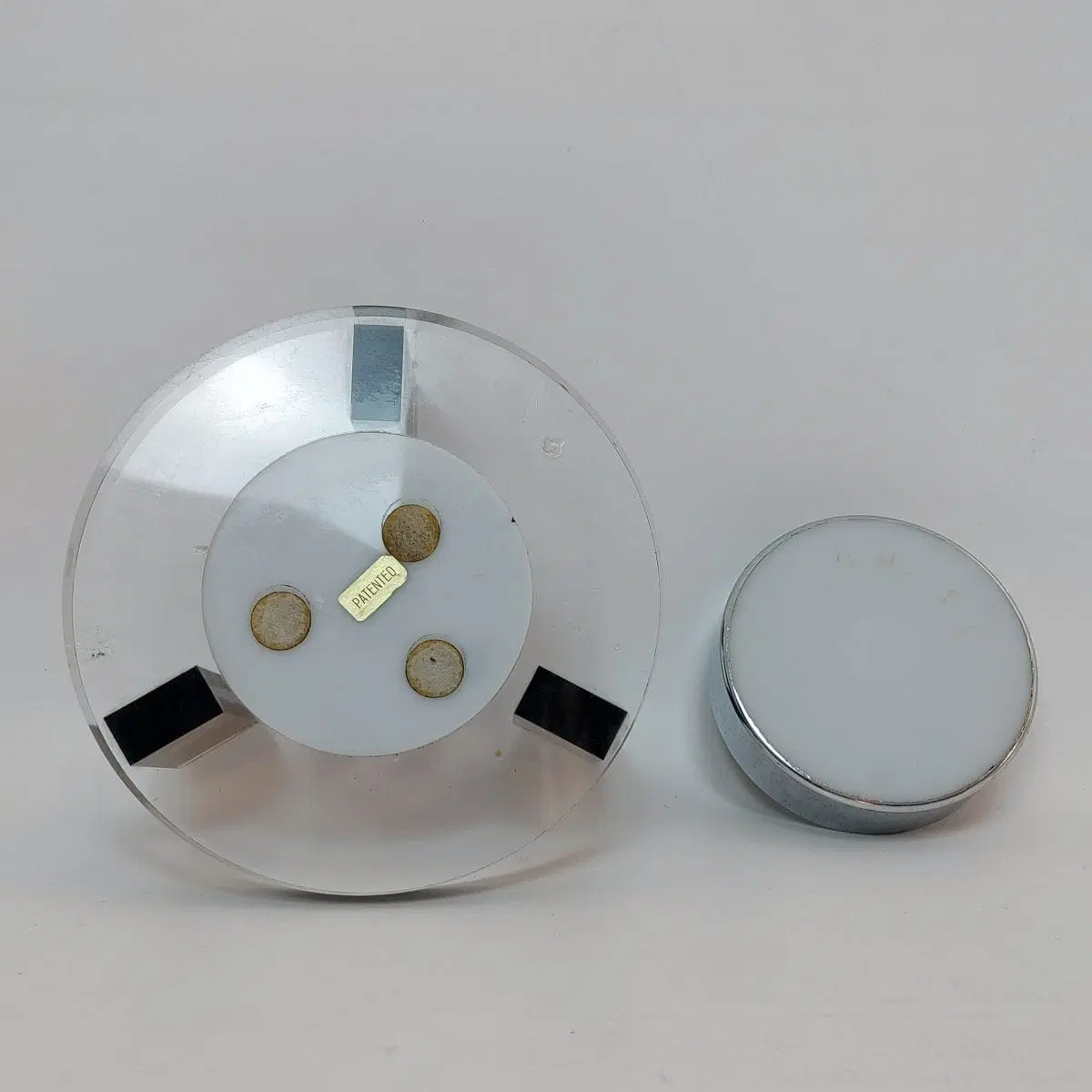 Posacenere sospeso magnetico vintage anni ’70 - immagine 3